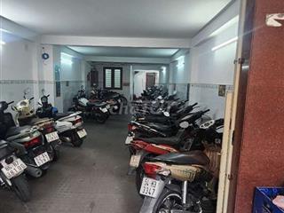 Phòng đẹp thang máy khóa vân tay