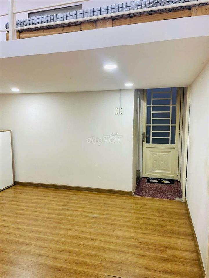 Pass phòng còn hợp đồng 8 tháng do mình đổi chỗ làm!!!
