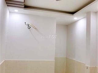 Mình có sẵn 1 phòng trống vòng xoay lăng cha cả hoàng văn thụ, chỉ dàn