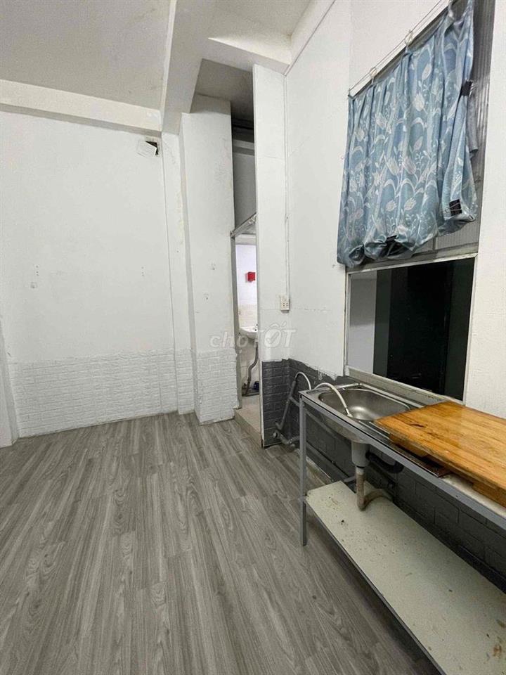 Cho Thuê Phòng Giờ Giấc Tự Do đường Nhất Chi Mai, Tân Bình