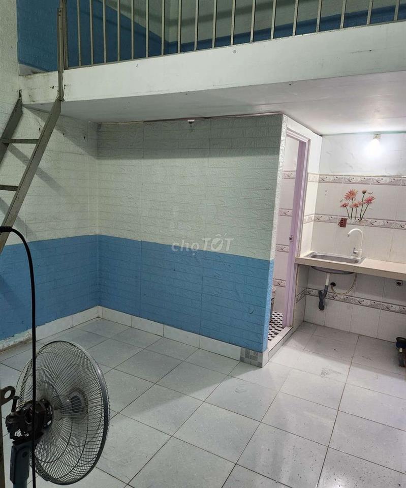 Phòng trọ 20m² sạch sẽ,an ninh,giá thuê 2tr5/tháng giờ giấc tự do.