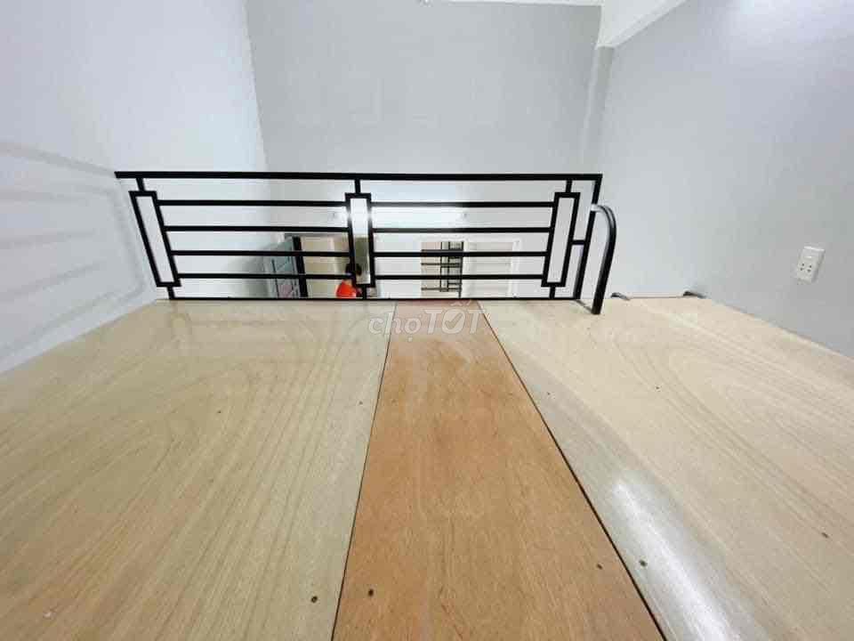TRỌ GẦN CHỢ HOÀNG HOA THÁM- CÓ MÁY LẠNH
