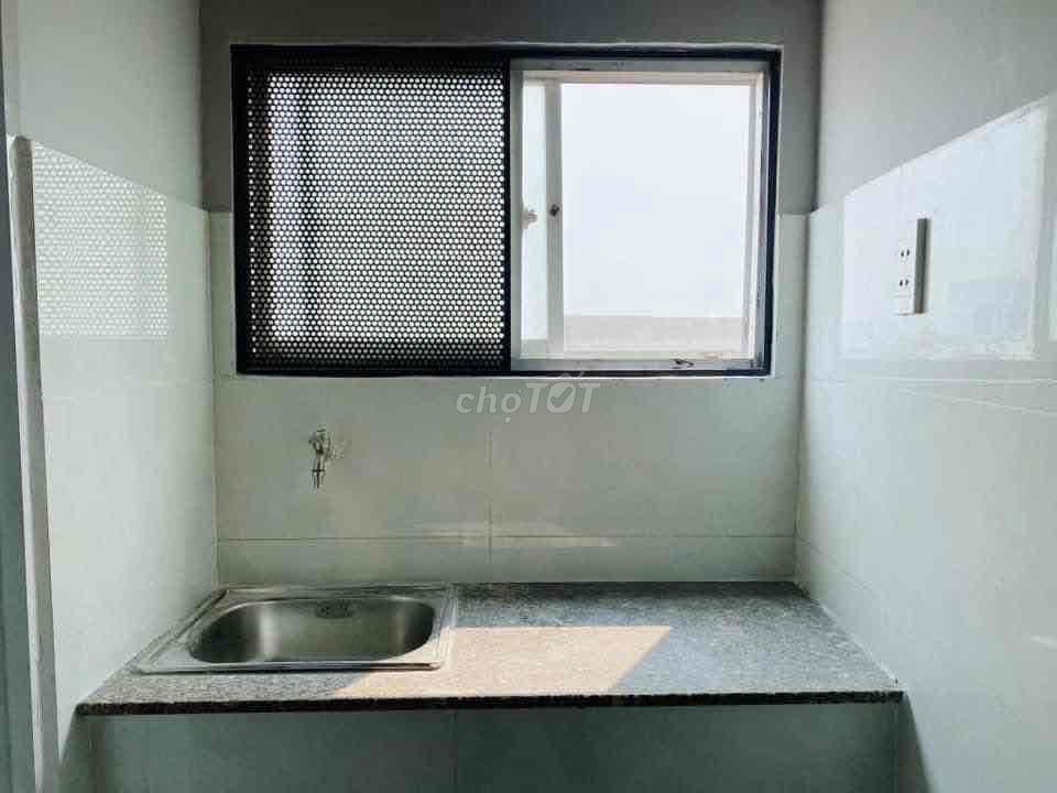 TRỌ GẦN CHỢ HOÀNG HOA THÁM- CÓ MÁY LẠNH