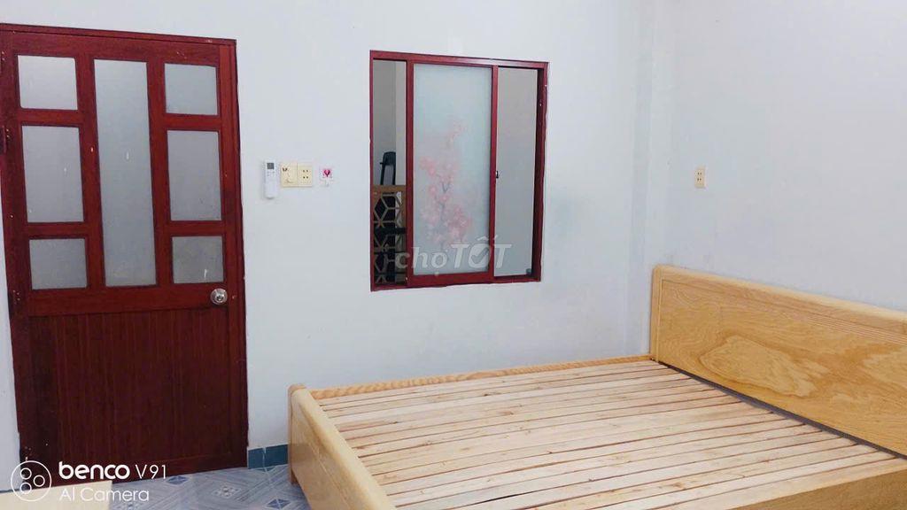 Cho 1-2 người độc thân, thuê phòng Lầu 2, đẹp giá rẻ, đủ nội thất
