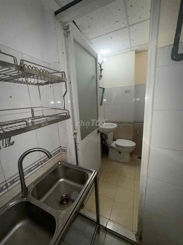Phòng 25m² Có Gác, Không Chung Chủ, Gần Sân Bay TSN – 3 Triệu