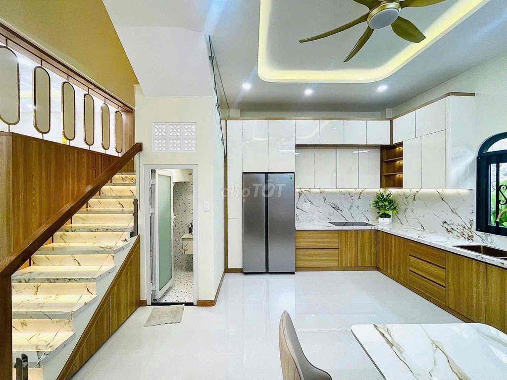 Nhà HXH 1T3L Phan Huy Ích. DT: 5 x13 nở hậu