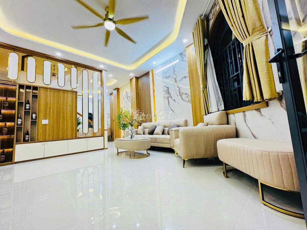 Nhà HXH 1T3L Phan Huy Ích. DT: 5 x13 nở hậu