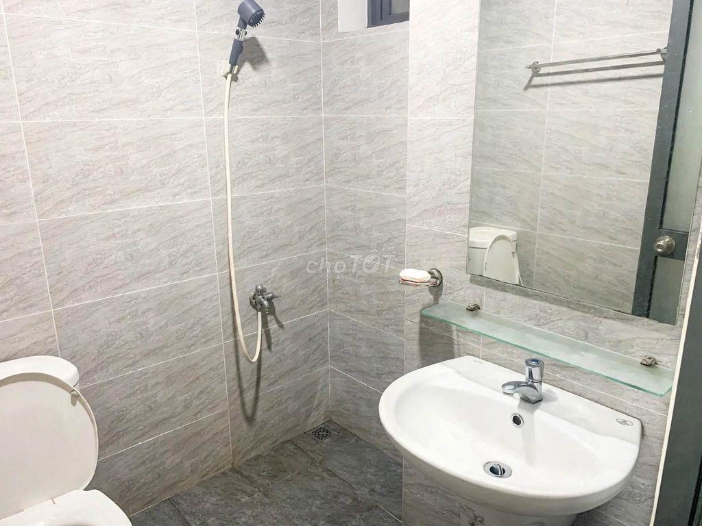 Cần bán gấp căn hộ 2 phòng ngủ, 2WC tại Thủ Thiêm Garden, Quận 9.