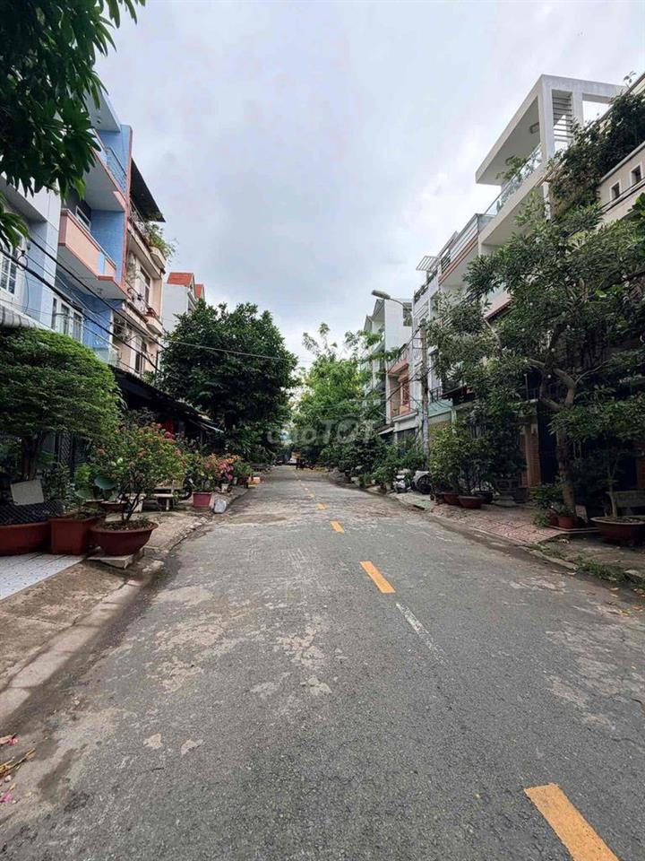 Bán nhà MtNB đường Dc,dt:4x14m,2lầu-St,ptay thanh,q.tân phú
