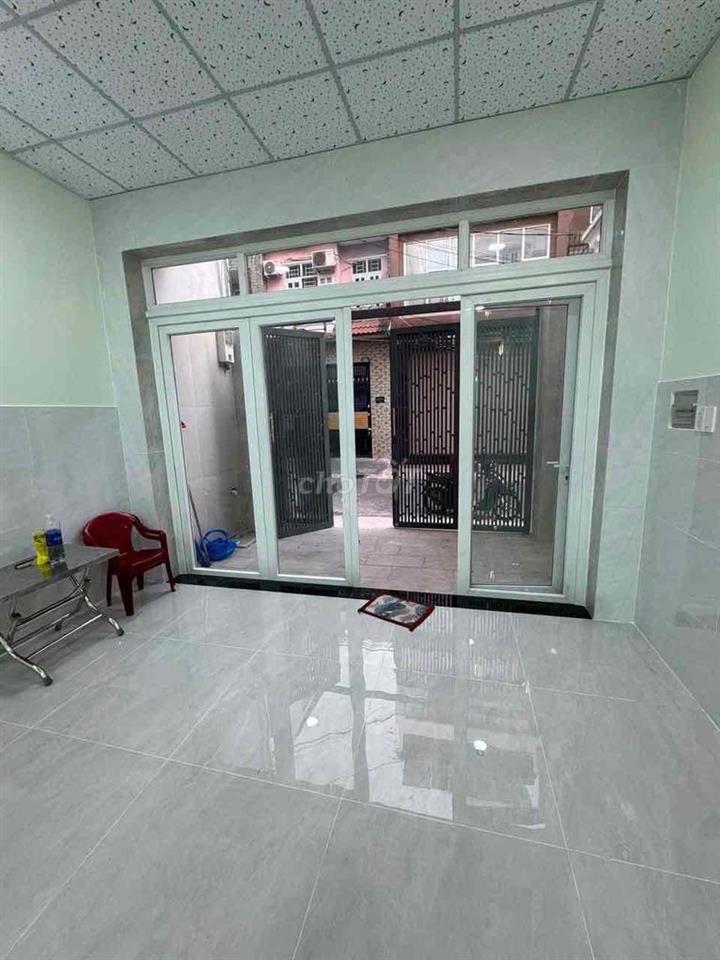 cho thue nhà nguyen căn,cấp 4,Nguyễn cửu đàm,4,3x22m,qtphu