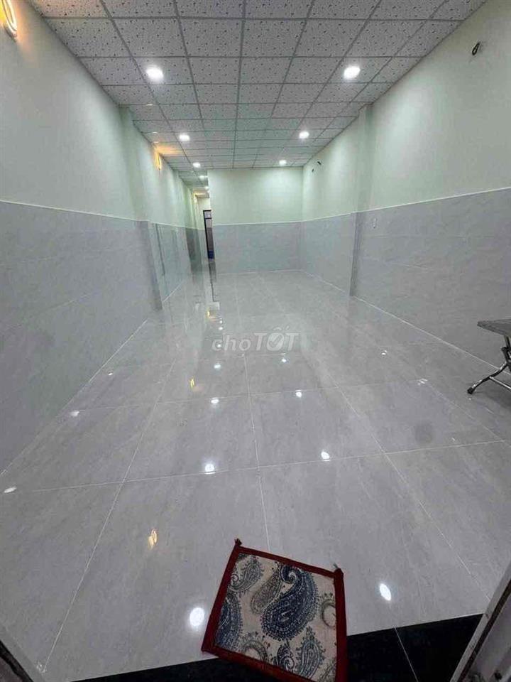 cho thue nhà nguyen căn,cấp 4,Nguyễn cửu đàm,4,3x22m,qtphu