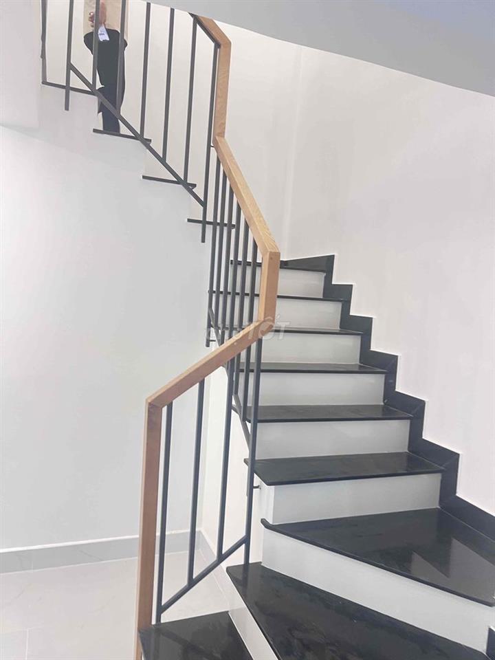 CĂN GÓC SHOPHOUSE GÒ DẦU VỪA Ở VỪA KINH DOANH