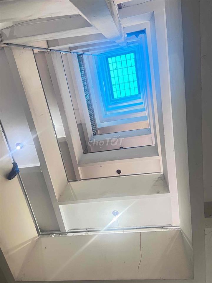CHUNG CƯ 58m2 CÓ THANG MÁY
