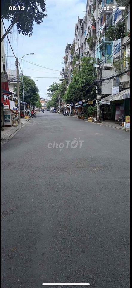 bán căn hộ cc tầng trệt