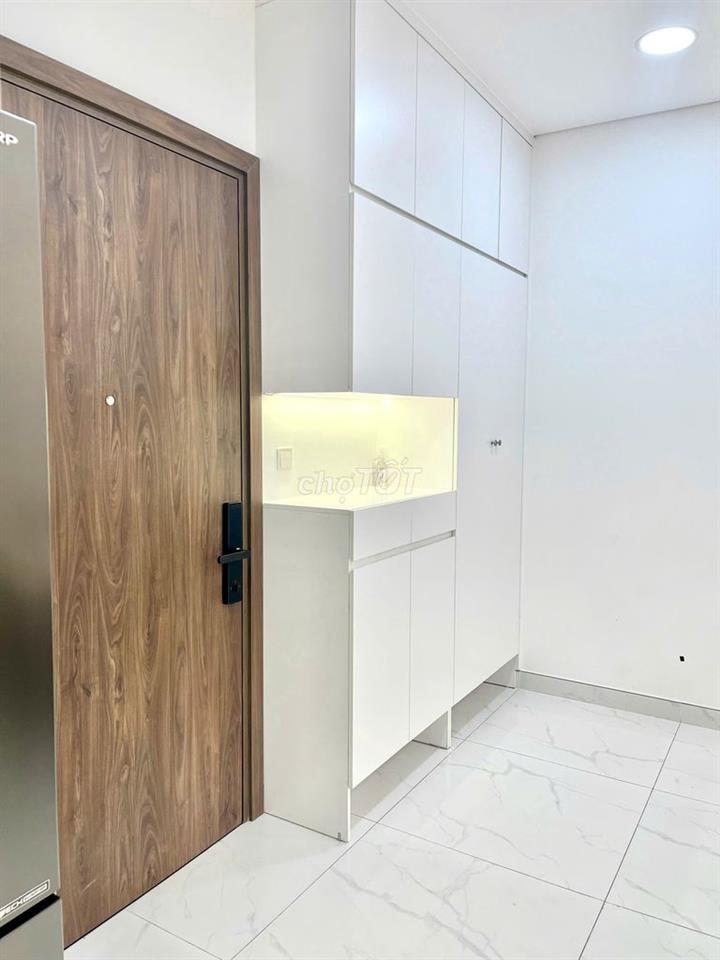 Chuyên cho thuê căn hộ Diamond Brilliant 2PN ở liền