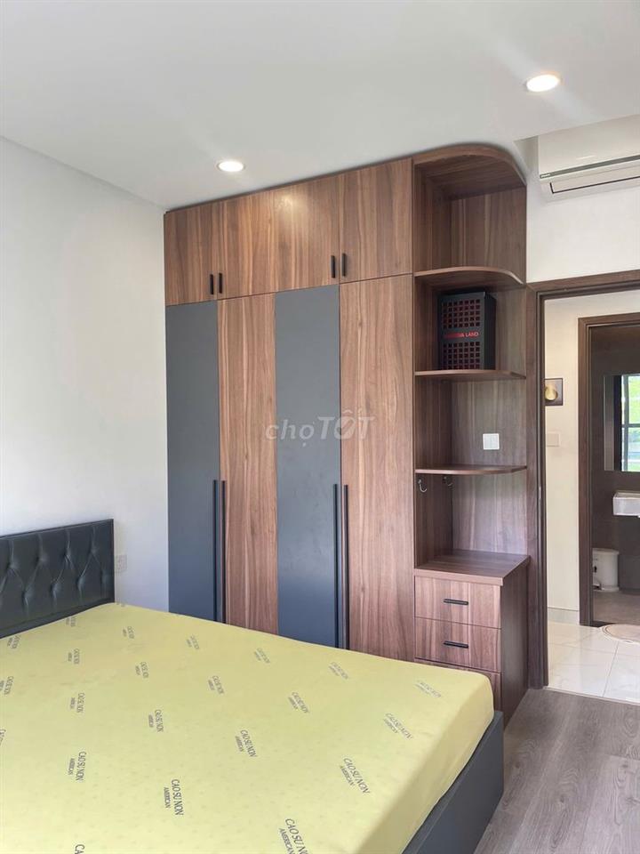 Chuyên cho thuê căn hộ 2,3,4 phòng ngủ Diamond Brilliant