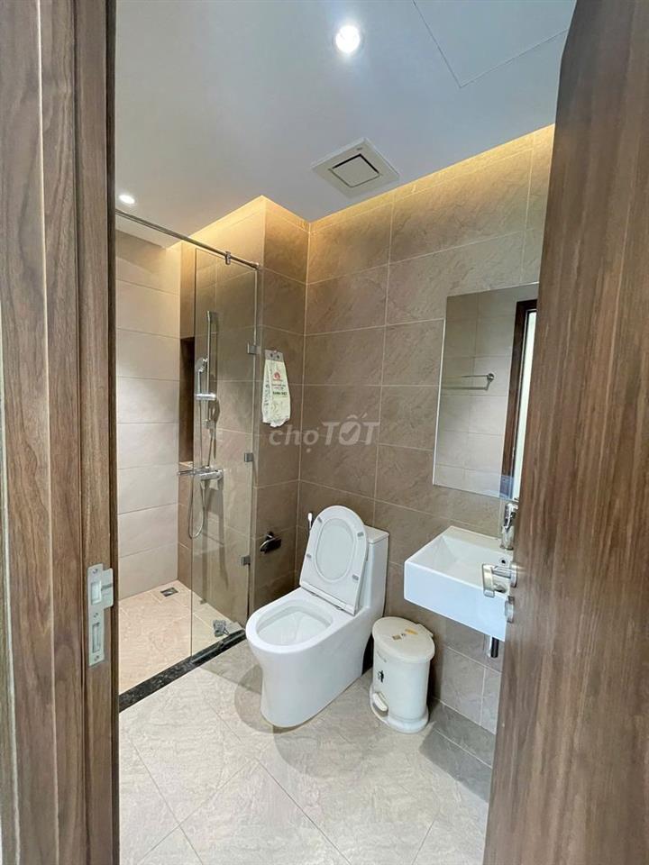 Chuyên cho thuê căn hộ 2,3,4 phòng ngủ Diamond Brilliant
