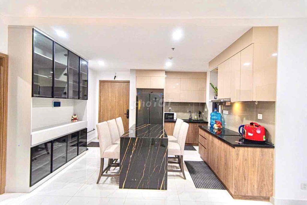 Cho thuê căn hộ 3PN Diamond Alnata Plus 117m2