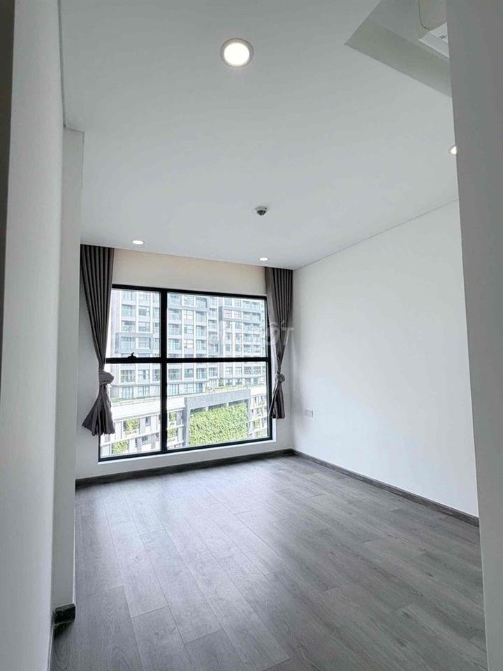 Chuyên cho thuê căn hộ Brilliant có ô đậu xe hơi