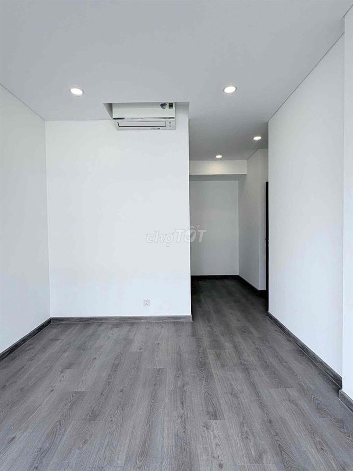 Chuyên cho thuê căn hộ Brilliant có ô đậu xe hơi