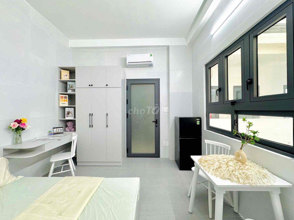 CHO THUÊ PHÒNG CỬA SỔ THANG MÁY LUỸ BÁN BÍCH KÊNH TÂN HOÁ KHUÔNG VIỆT