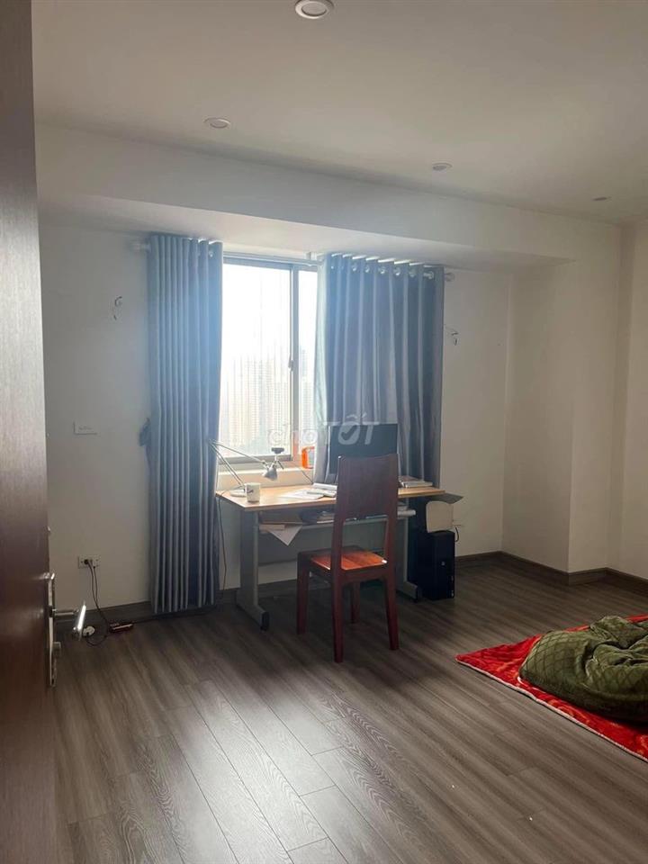 Cho thuê chung cư Oriental Plaza, Âu Cơ- 2PN, NTCB giá 11tr/th