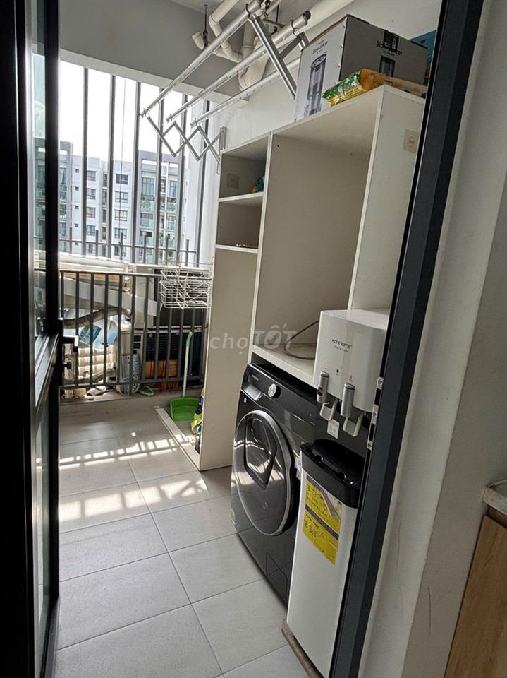 Cho thuê căn hộ Emerald : 3pn,2wc , 104m2, full nội thất , giá 18tr