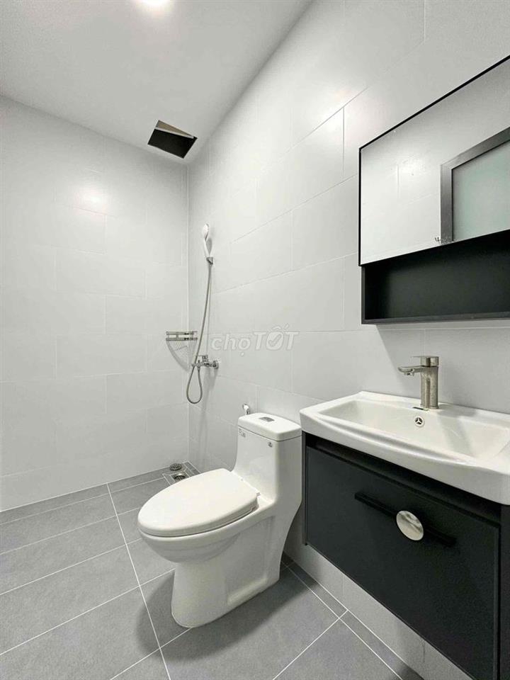 2PN MỚI XÂY GẦN IUH, VLU