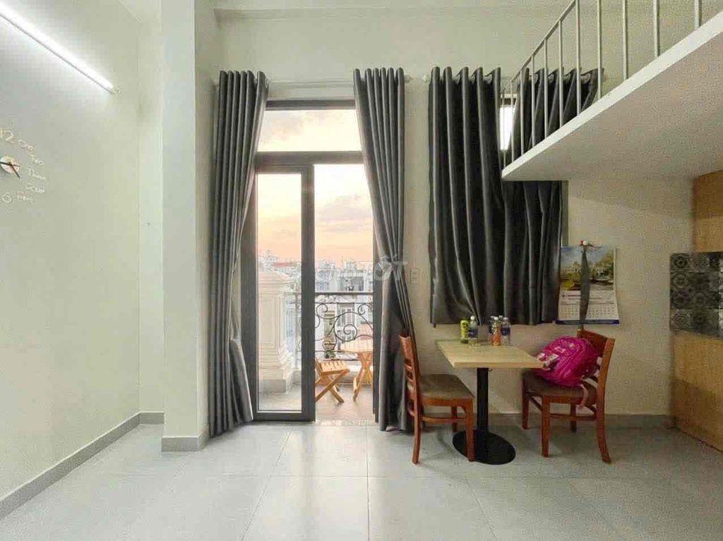 CHÍNH CHỦ CHO THUÊ DẠNG GÁC BAN CÔNG ĐẦY ĐỦ NỘI THẤT XỊN XÒ