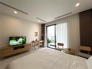 Phòng Ngủ Full Nội Thất – Ngay E.Town Cộng Hòa | Ban Công |