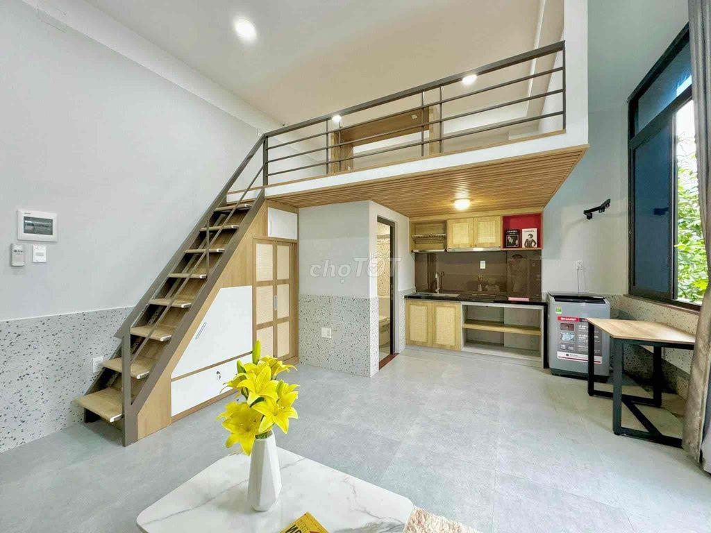 Gác Rộng Ban Công Đối Diện Etown Cộng Hoà 🌱