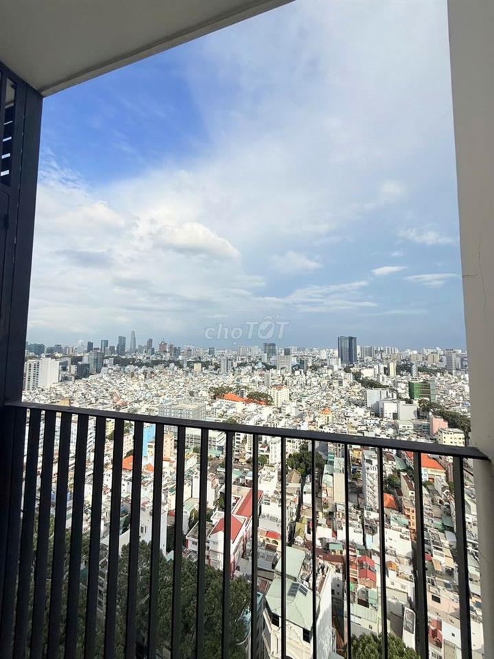 Căn 2PN View Quận 1 Tại Hà Đô Centrosa – Full Nội Thất, Vào Ở Ngay