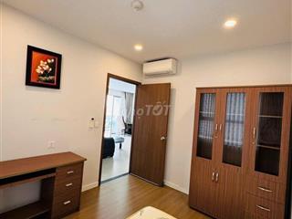 Chung cư Cao Cấp Resgreen Tower 3PN 93m2 giá thuê 15tr/th nhà đẹp.