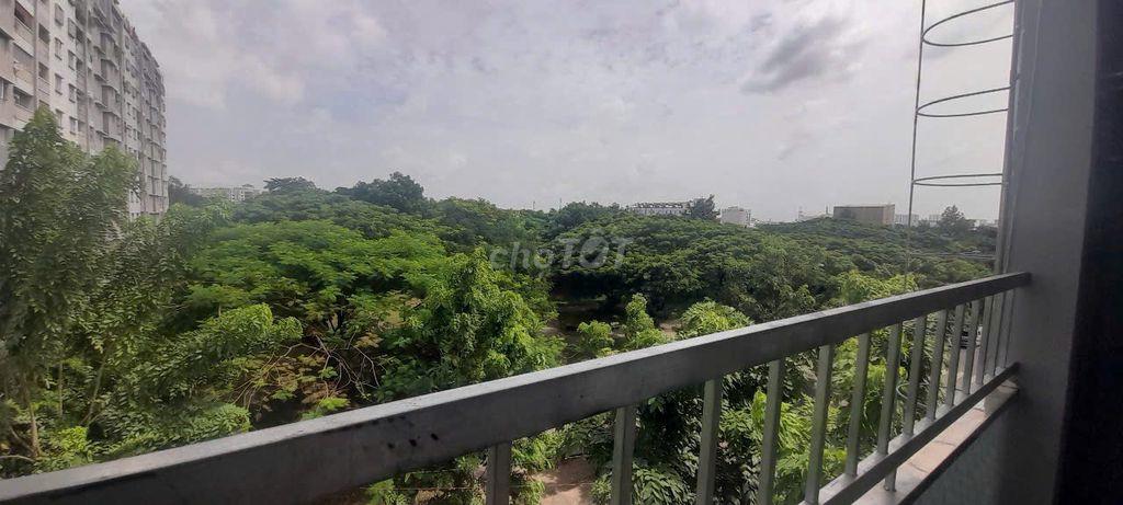 Căn hộ ban công