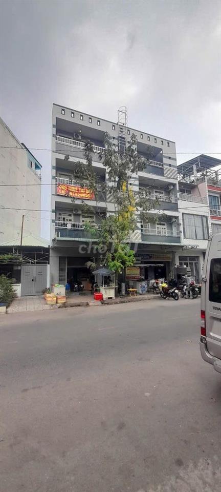 Căn hộ ban công