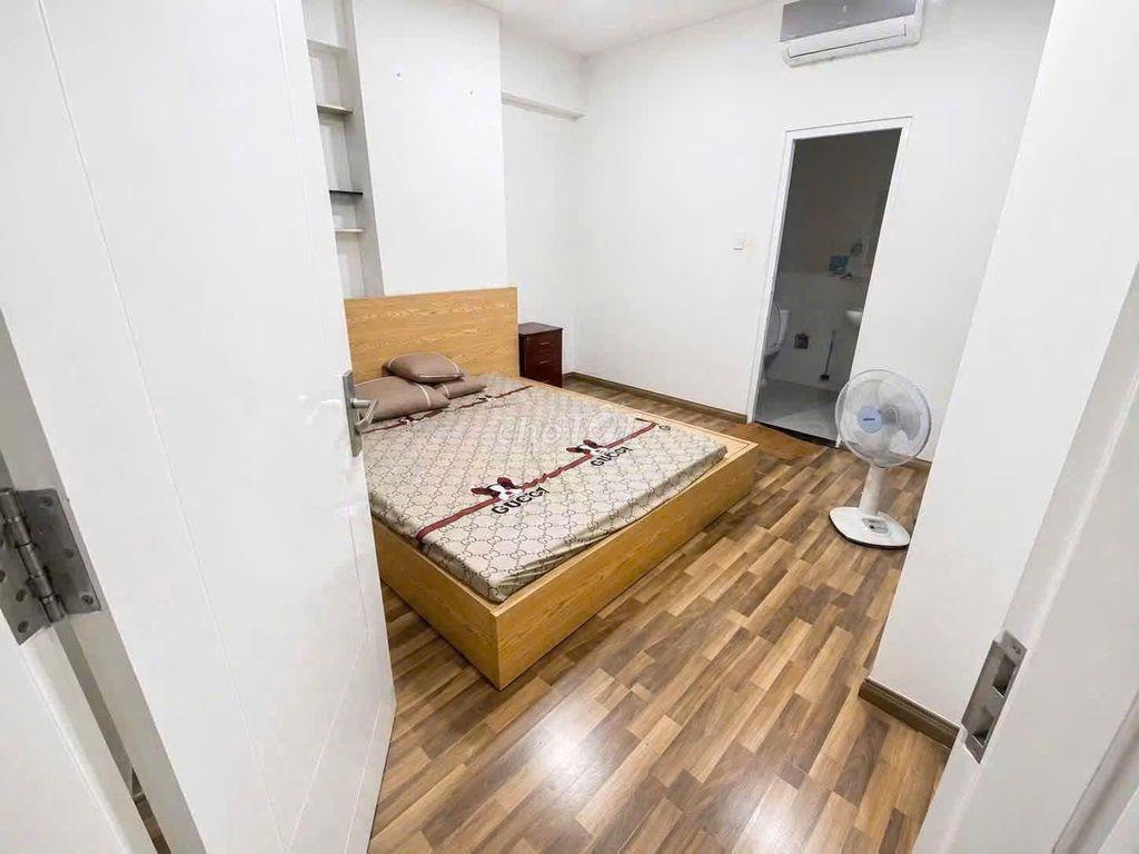 C/c sacomrel 584 -Lũy Bán Bích 2PN 87m2, nội thất y hình giá 10 tr/th