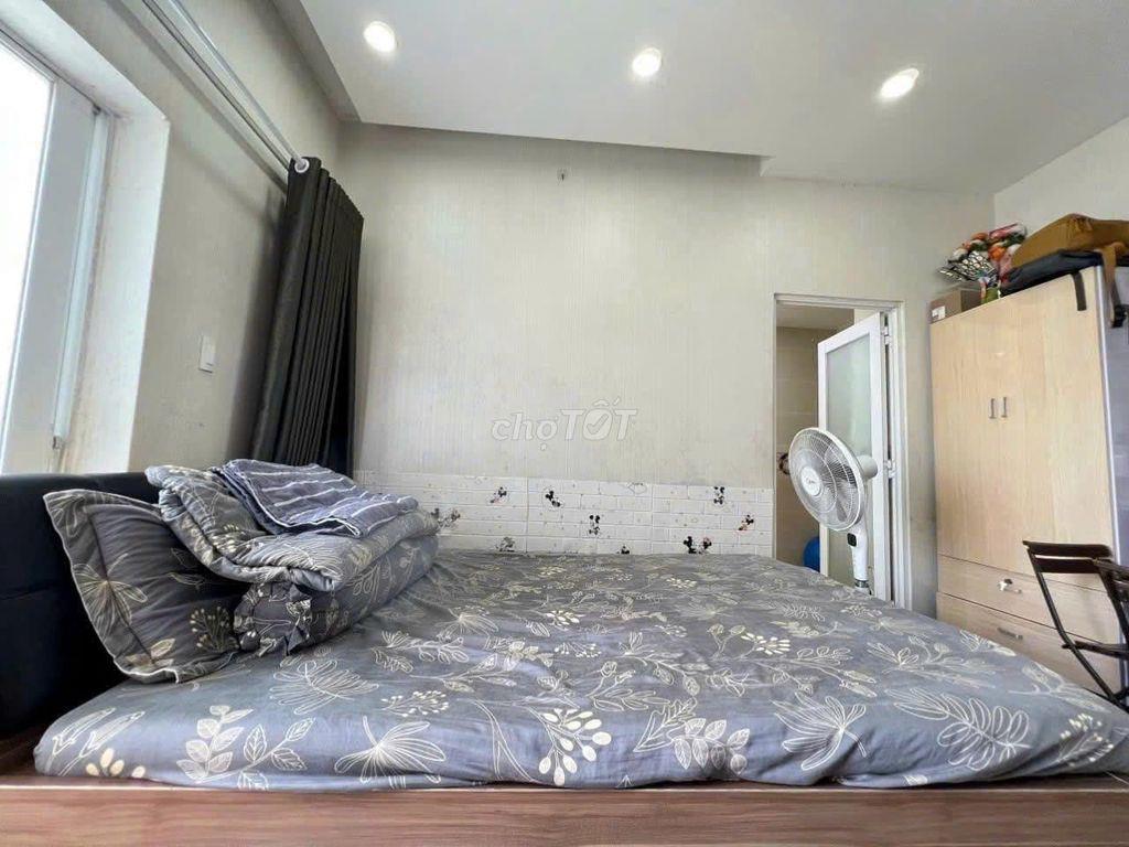 Chung cư Phú Thạnh-NGuyễn Sơn cho thuê căn 3p ngủ -nội thất-10,5tr