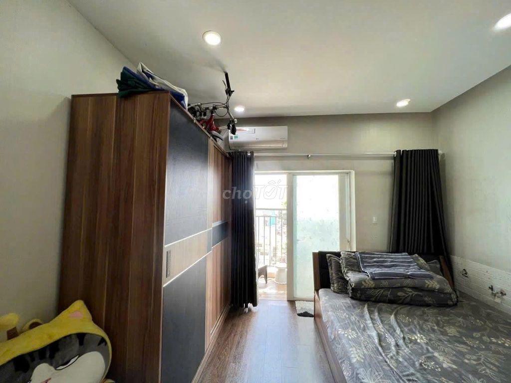 Chung cư Phú Thạnh-NGuyễn Sơn cho thuê căn 3p ngủ -nội thất-10,5tr
