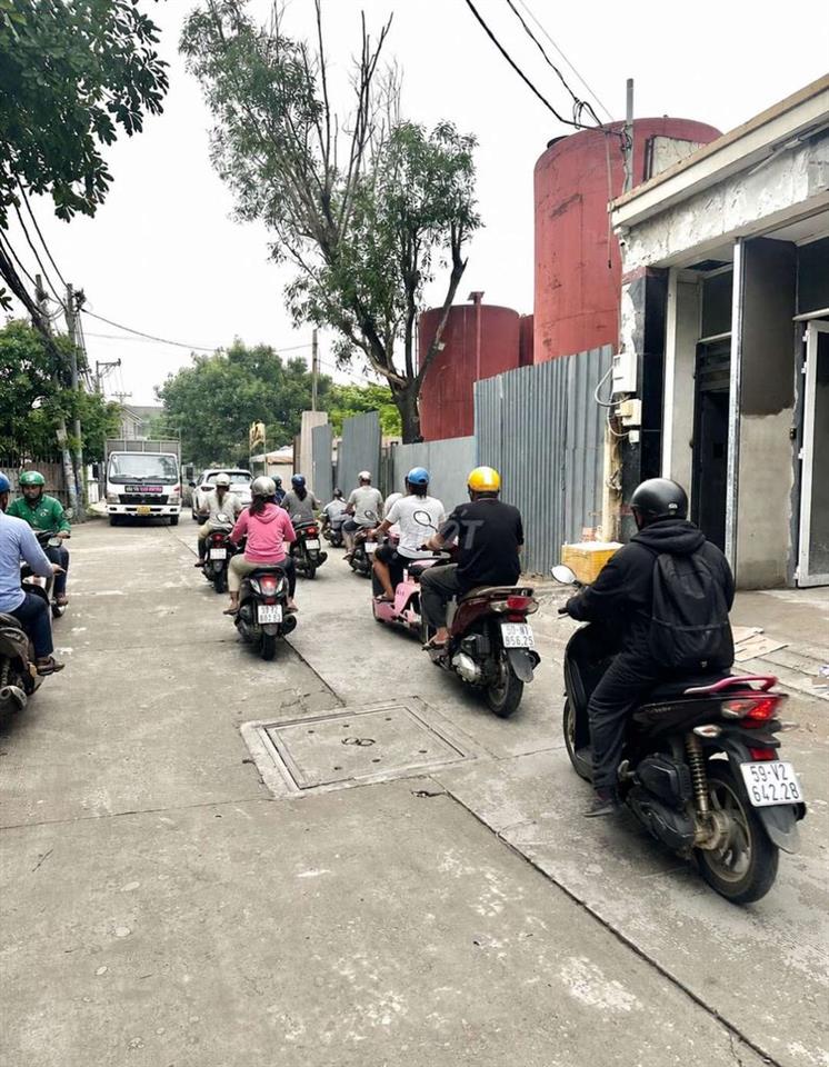 Mặt tiền Kinh Doanh. nhánh đường Lê Đức Anh. qua DLC Vĩnh Lộc