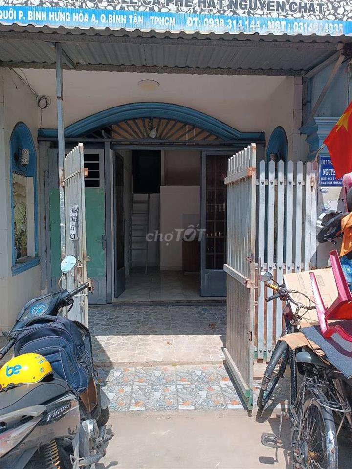 mặt tiền chợ Lê Văn Quới.  KD vạn nghề.