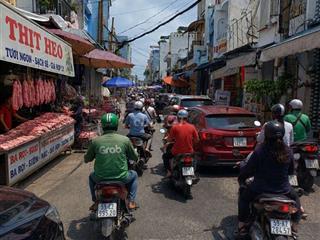 mặt tiền chợ Lê Văn Quới.  KD vạn nghề.