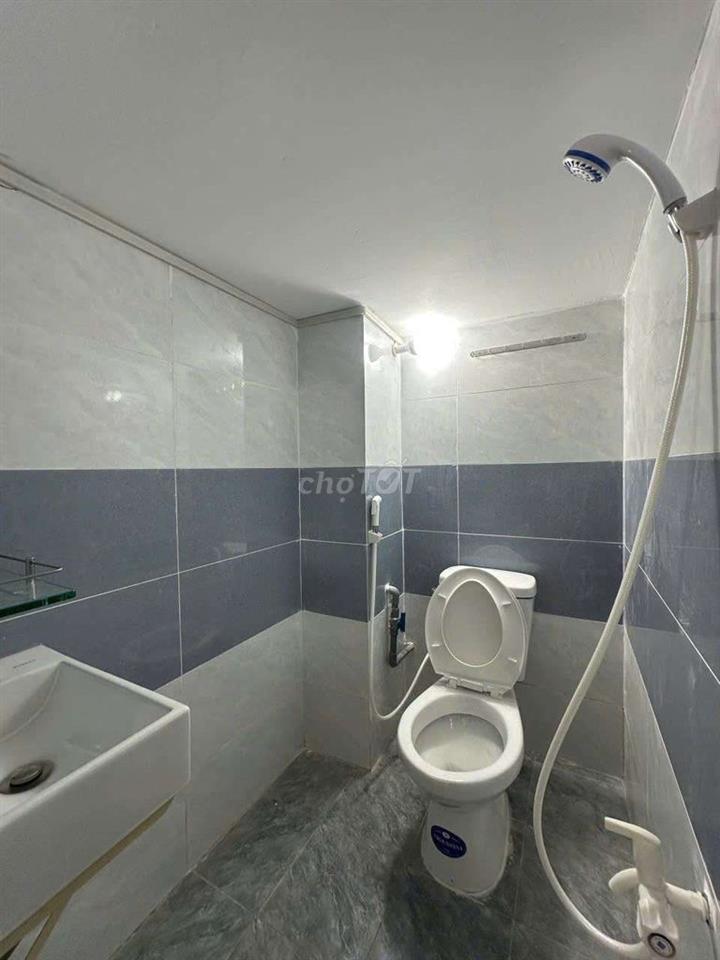 cho thuê phòng bancol.  ngay đường mã lò