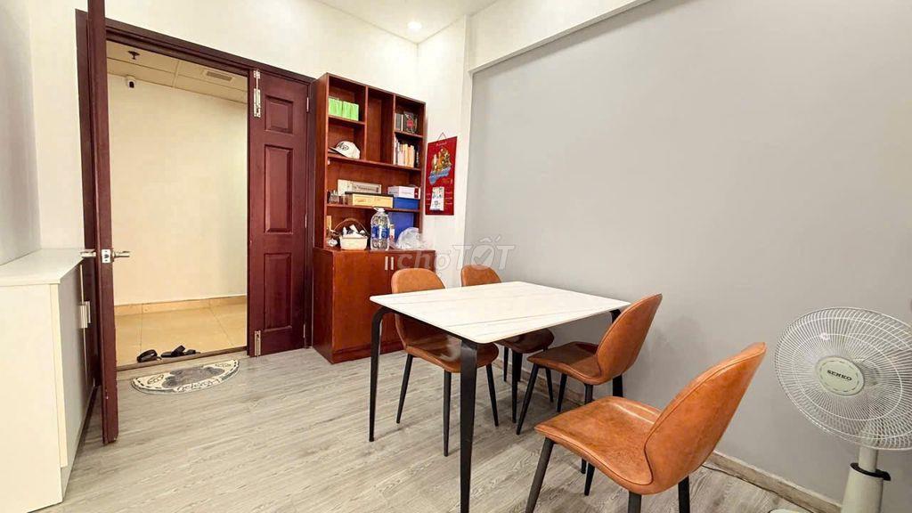 Chung cư Saigontower, Thoại Ngọc HẦu, TP: 3p ngủ, full NT, 90m2, 9,5tr