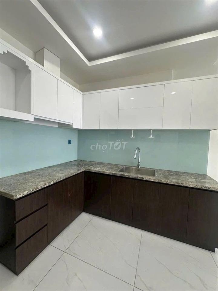 Cho thuê C/c Âu Cơ Tower, 3PN, 98m2 nhà trống, giá 10 tr/th 