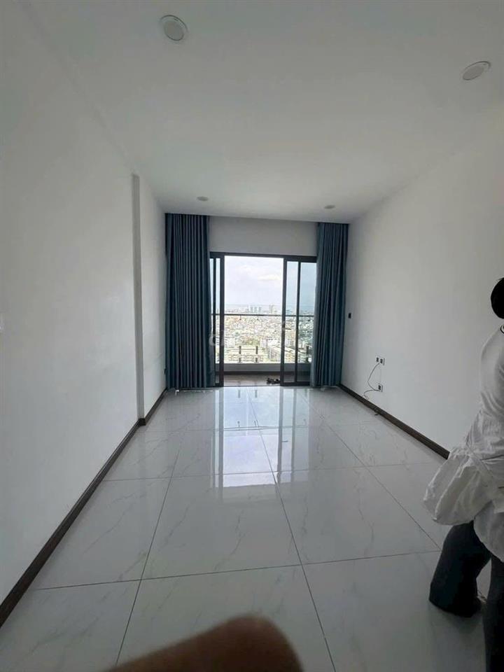 Cho thuê C/c Âu Cơ Tower, 3PN, 98m2 nhà trống, giá 10 tr/th 