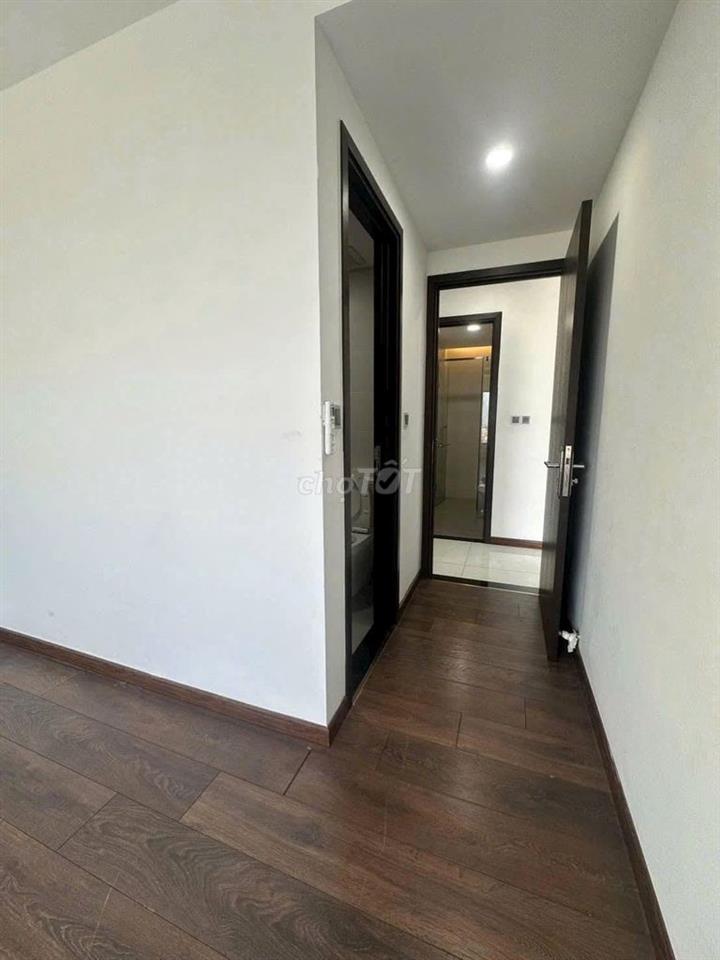 Cho thuê C/c Âu Cơ Tower, 3PN, 98m2 nhà trống, giá 10 tr/th 
