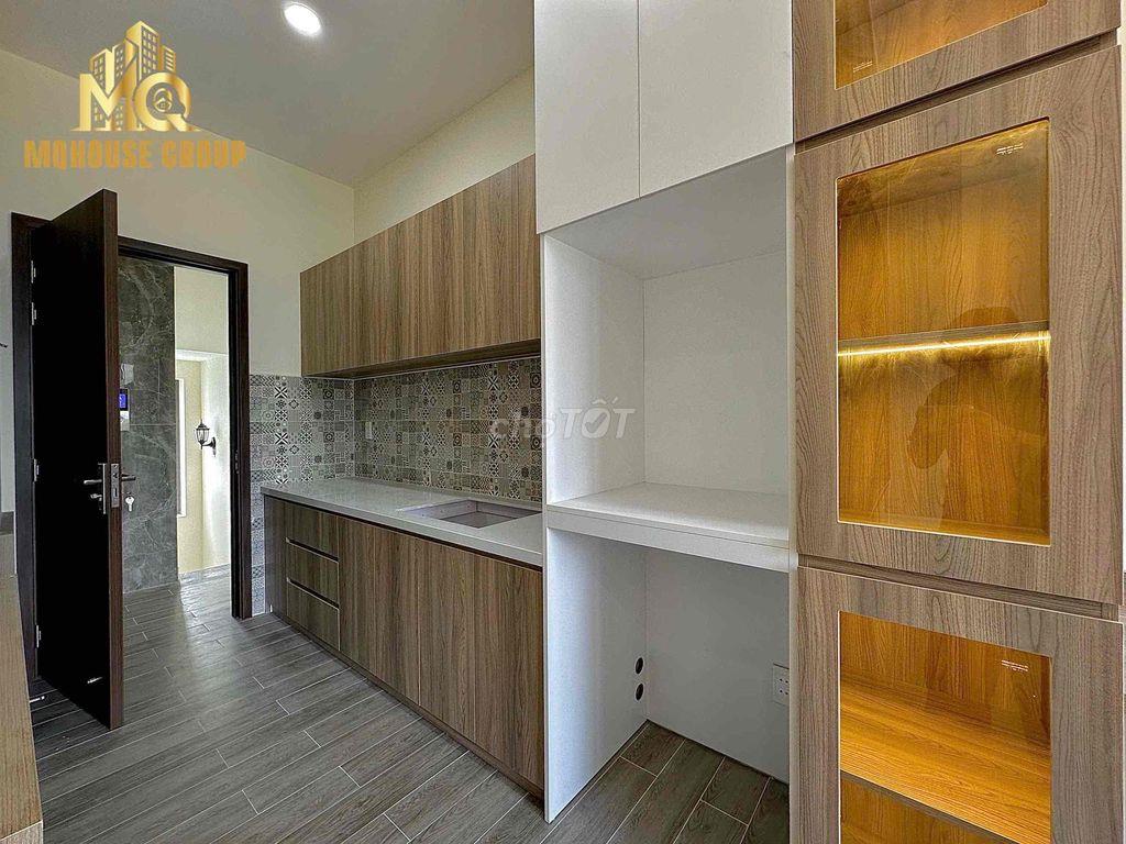 Penthouse cao cấp ngay sát nhà để xe ga T3