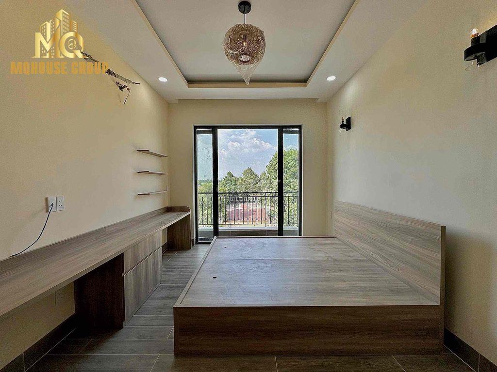 Penthouse cao cấp ngay sát nhà để xe ga T3
