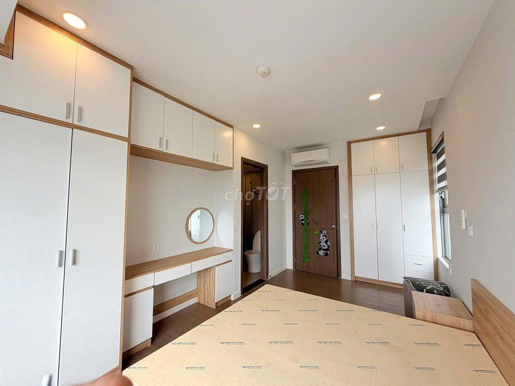 Cho thuê C/c Resgreen Tower Đ Thoại Ngọc Hầu 2PN full nt giá 15tr/th