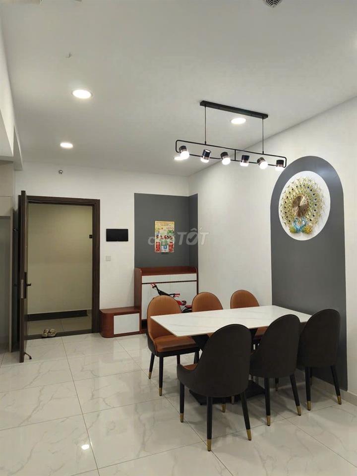 Chính chủ cho thuê căn hộ 96 m2 Diamond Brilliant